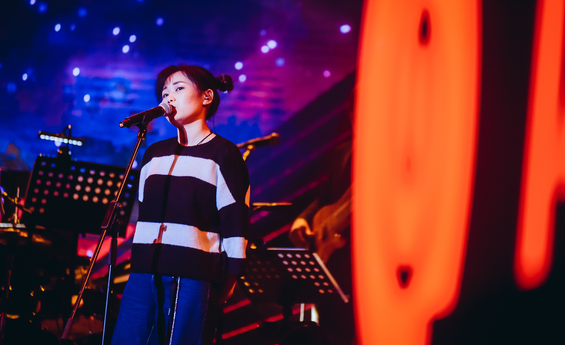 民谣圈的“老中医”花粥火了，网易云音乐想要打破更多次元壁