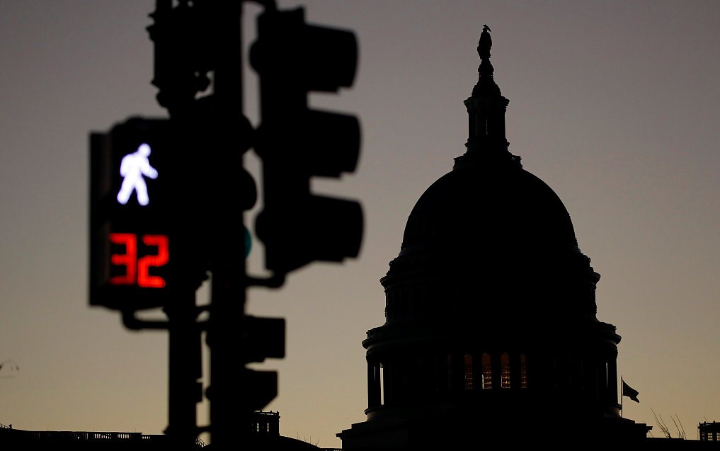 当硅谷的科技浪潮遭遇白宫的边境墙：99个坏消息和1个好消息