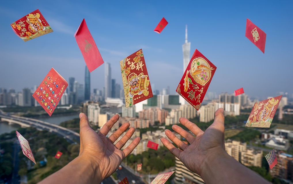 八大巨头狂掷43亿撒的红包，正在毁掉我们的春节？