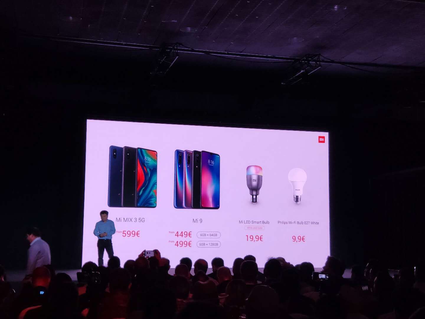 小米5G手机来了，预计国际市场收入很快会超过中国