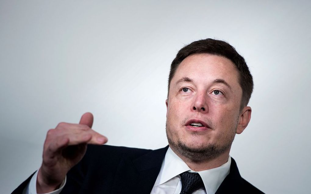 马斯克激进疯狂，特斯拉残酷冰冷，但我在这里工作却超级满足、热血沸腾