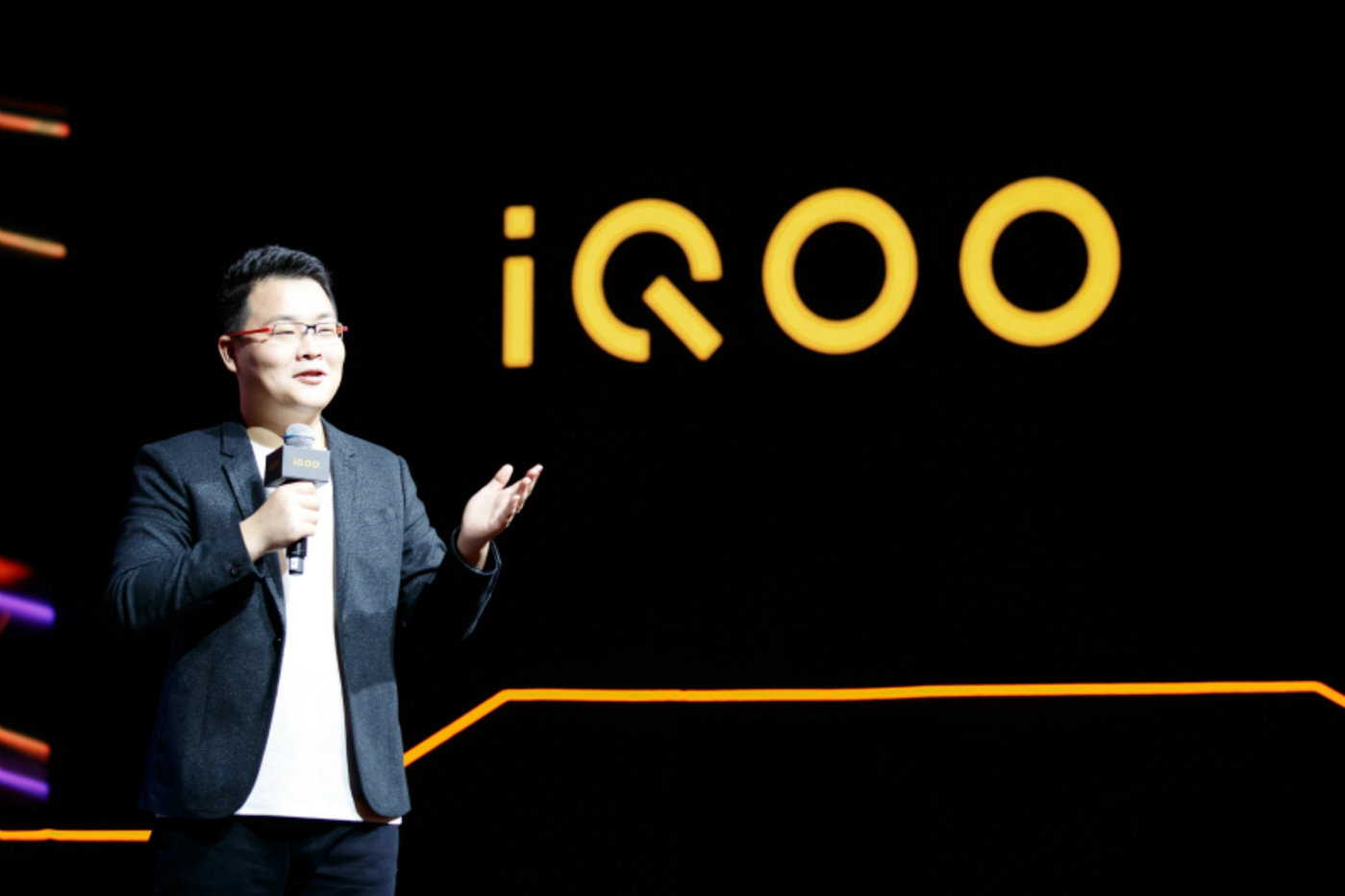 vivo iQOO