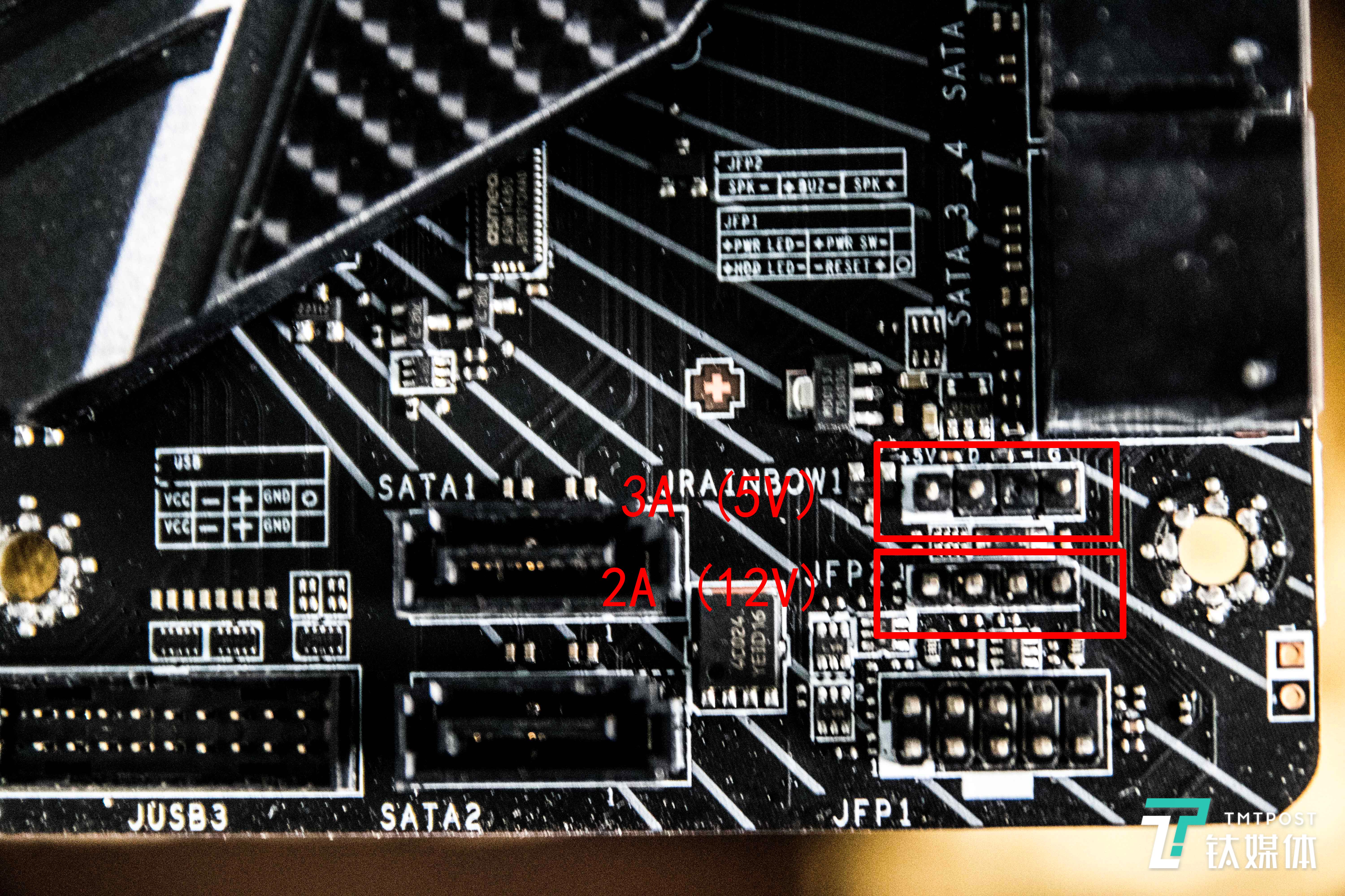 常见的3针和4针RGB控制接口