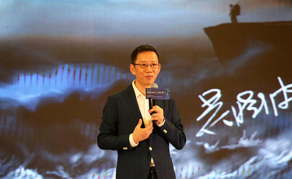 吴晓波老师这场“实战课”厉害了：卖掉5年“夫妻店”，昔日A股股王接盘