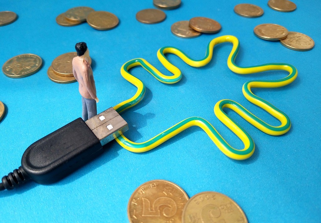 站在十字路口的城商行