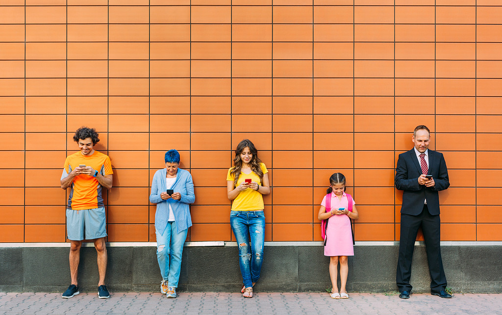 多闪的躁动，腾讯的死守