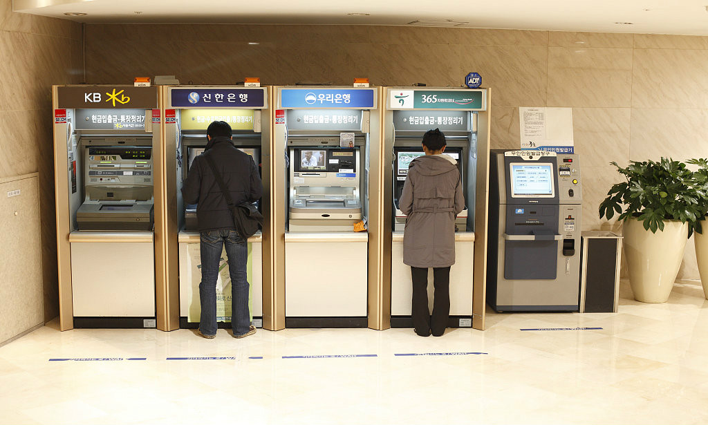 曾经代表先进科技的atm机是被谁击败的