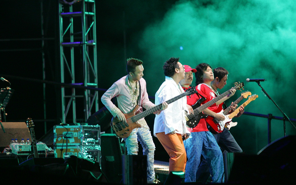 乐团文化衰亡史：超级乐团缺位，“新旧”断层，回归小众