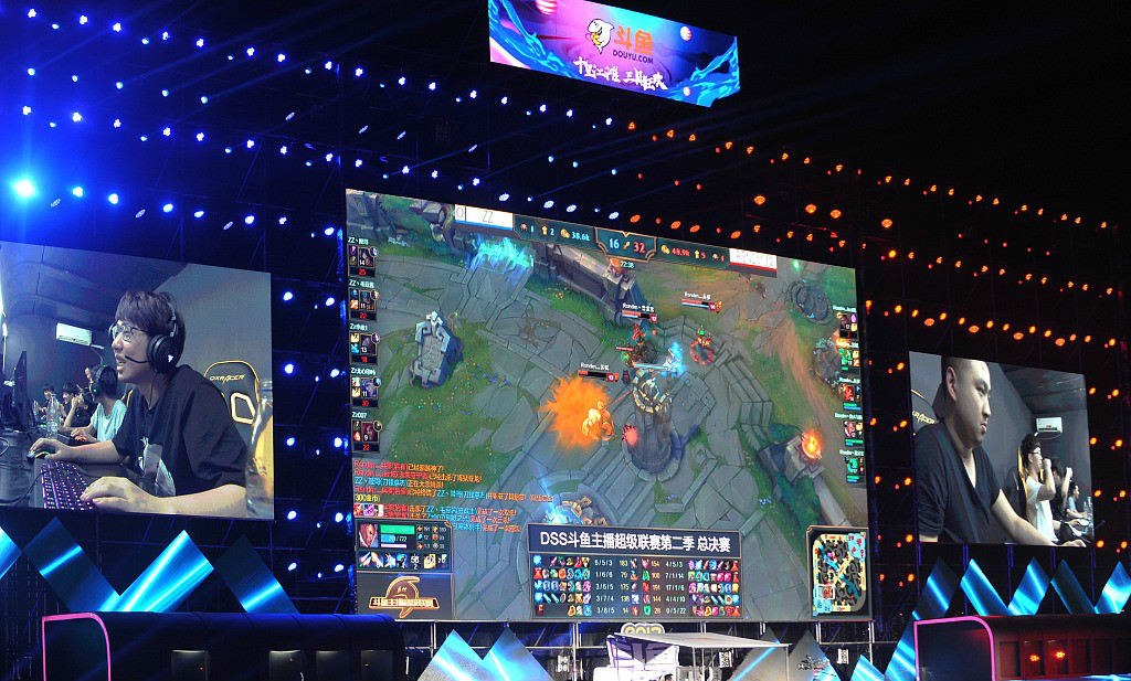 斗鱼折戟，电竞付费观赛「局中局」