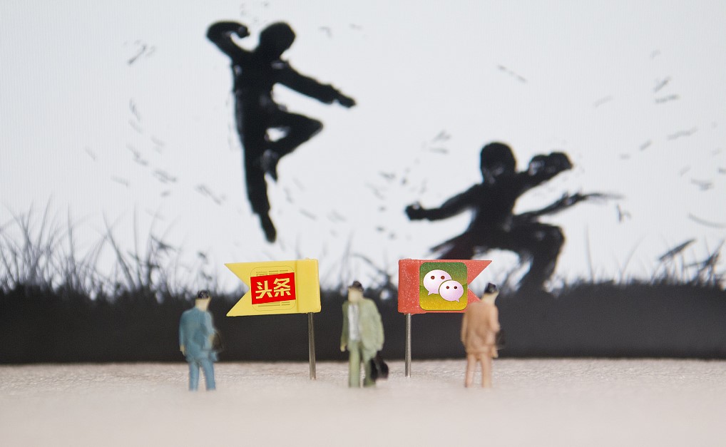 “头腾”再战背后：微信承压、头条受困