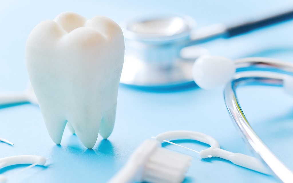 口腔医疗产业链的上中下游，都有哪些新机会？