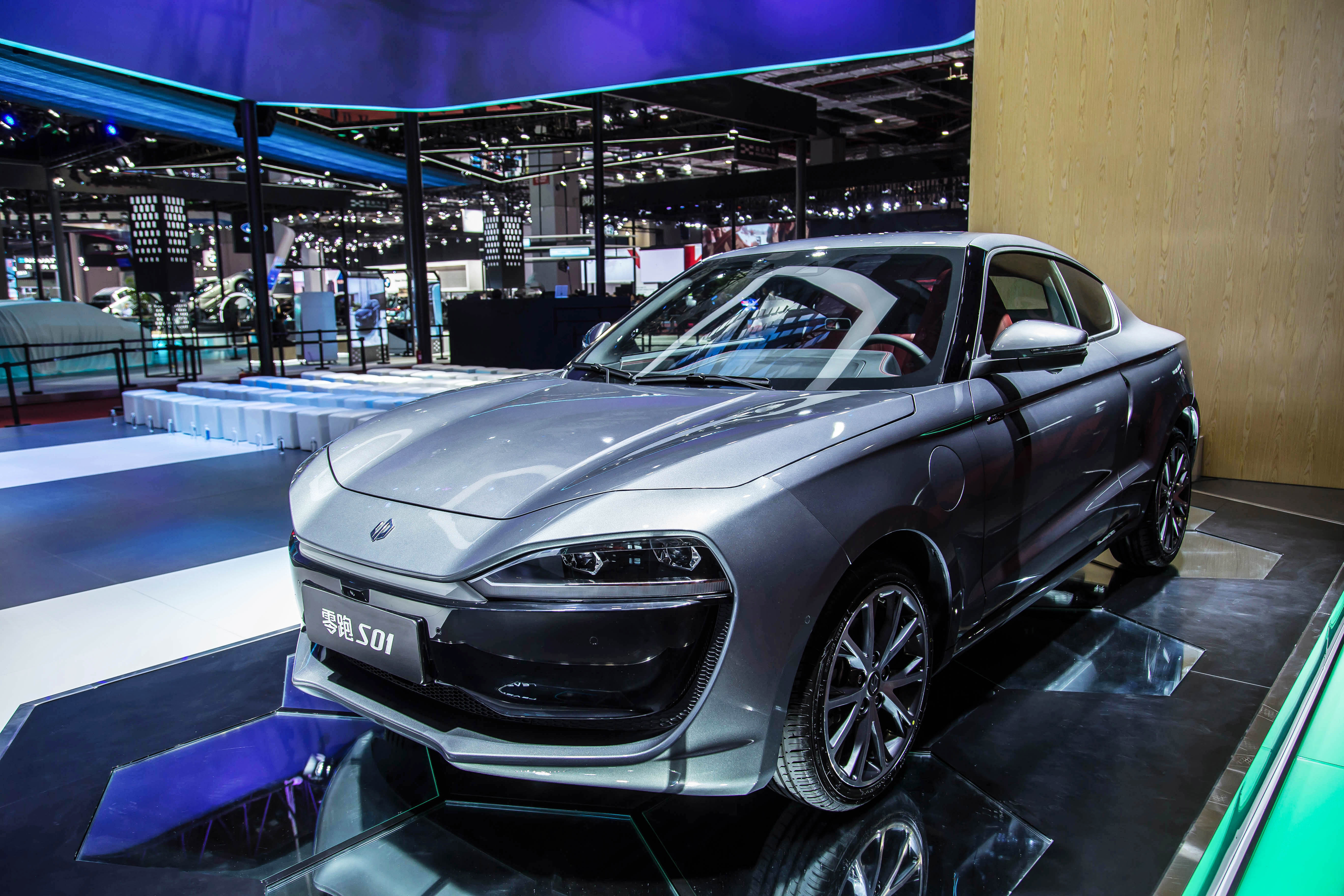 零跑汽车首款车型s01