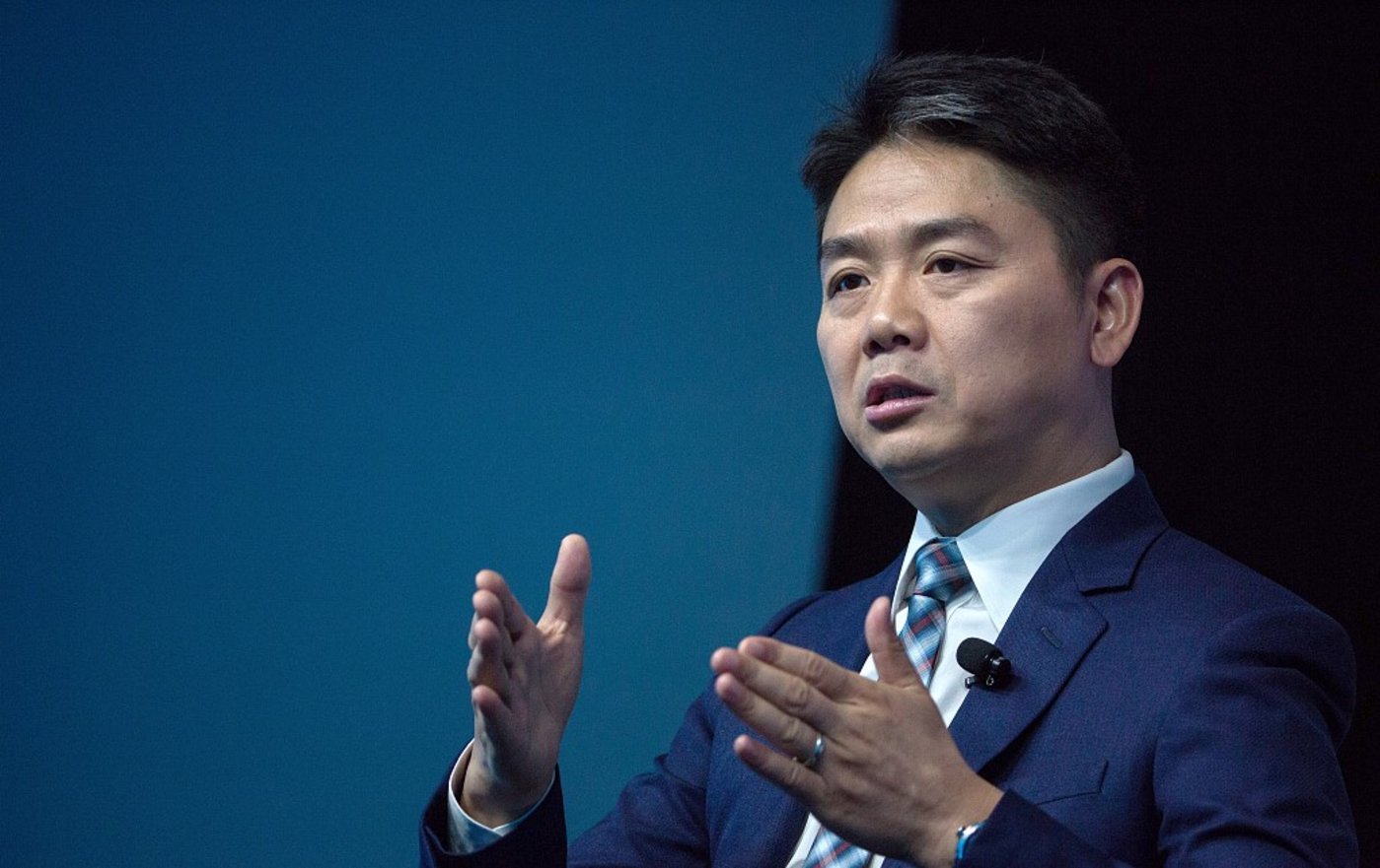 京东「拷问」刘强东