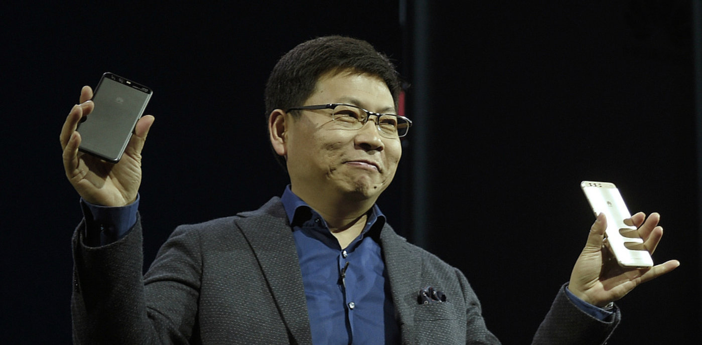 华为刮骨：纠偏运营商业务，两万人集体转岗？