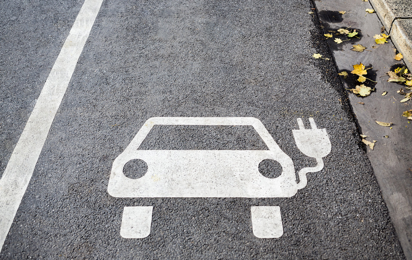 纯电动二手车的尴尬：卖的是“麻烦”，买的是“快钱”