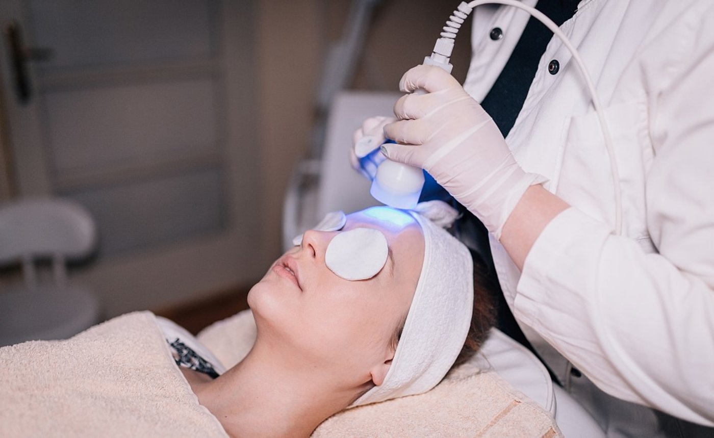 上市首日大涨近32%，互联网医美平台新氧能否稳住其市值？