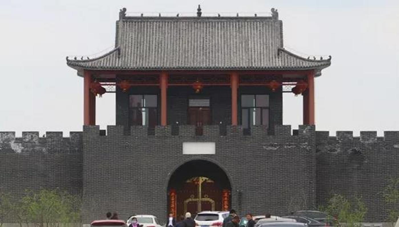 “袁府”风波背后:官司缠身的“乡贤”与富豪-云微资讯
