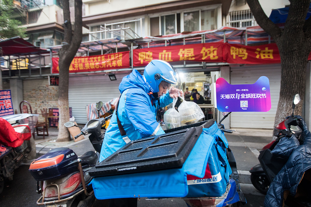 我走访了50个中国餐饮小店，得出了1个关于外卖的真相