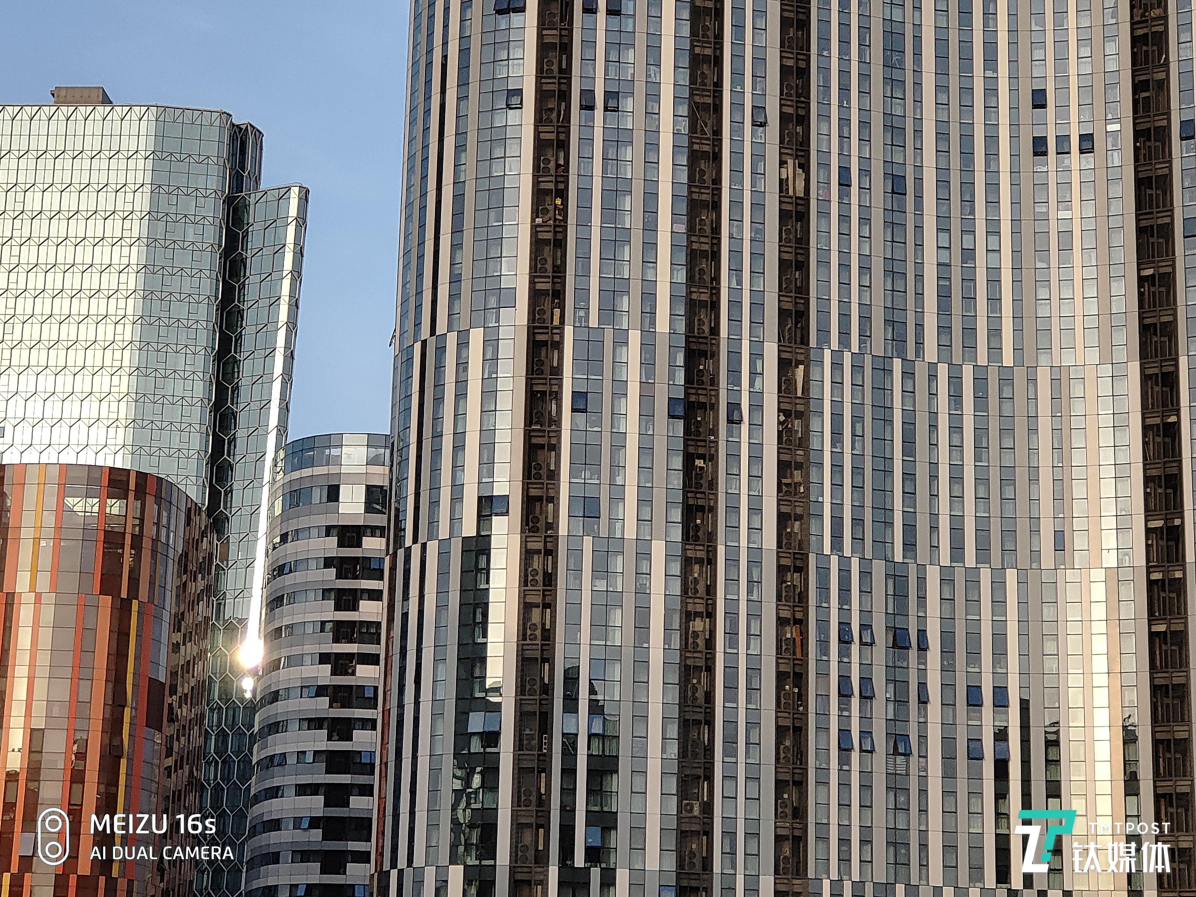 3X光学变焦建筑物拍摄样张