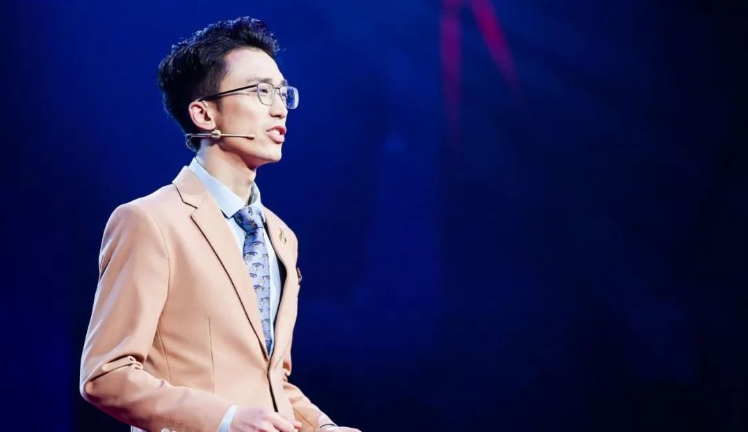 得到首次公开人工智能计划，将为用户建立某个领域知识图谱 | 钛快讯