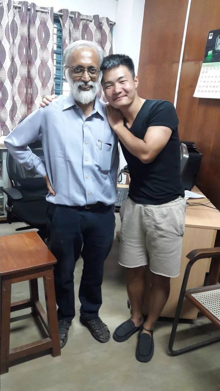 郭帮帮与他的教授