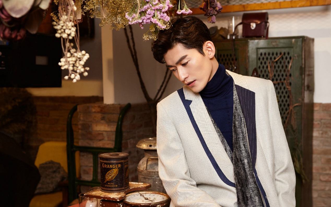 霸道总裁“买断”抖音