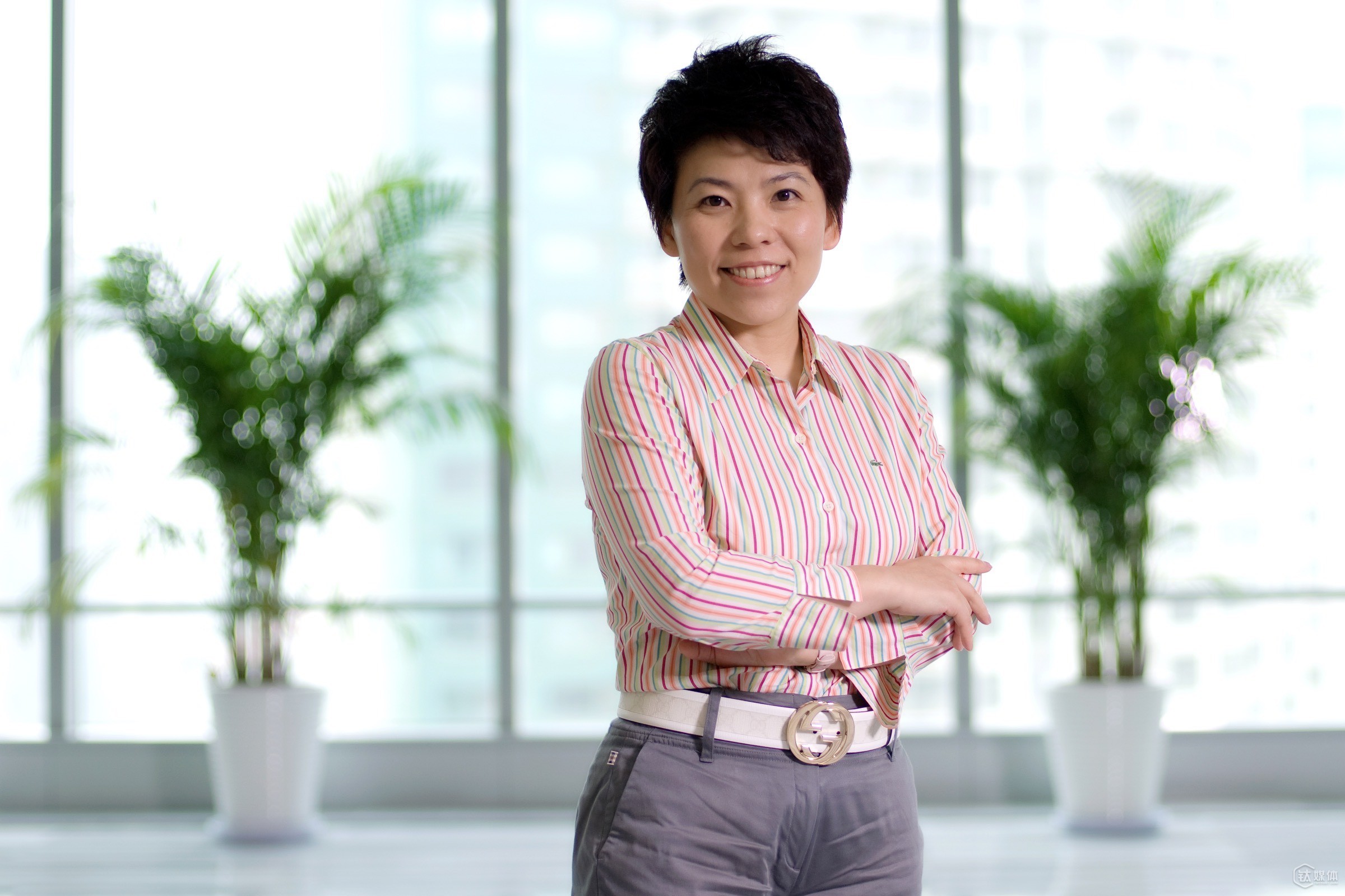 投资人奥运冠军邓亚萍_Fotor