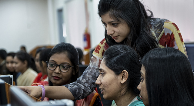 揭秘AI训练内幕：帮助AI进化的除了专家，还有全球无数上班族