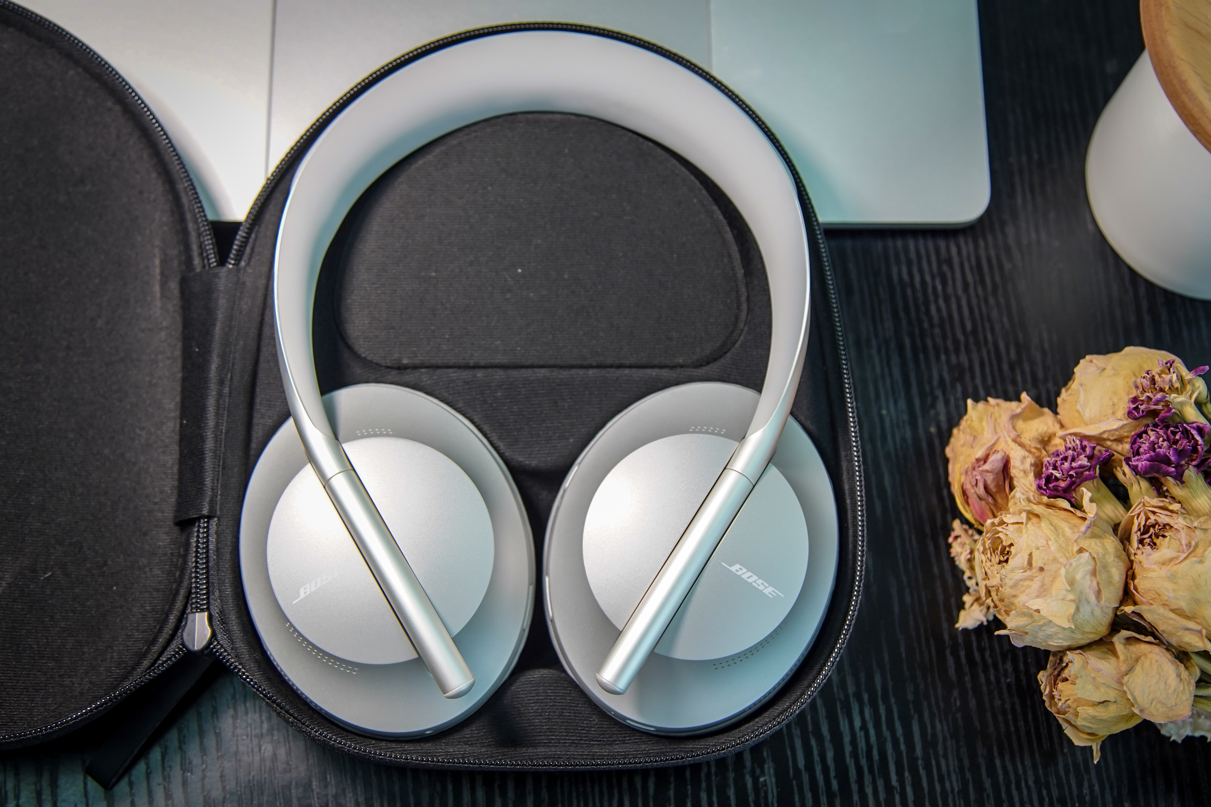 BOSE 700 消噪耳机体验：我终于发现了最适合 iPhone 的消噪耳机