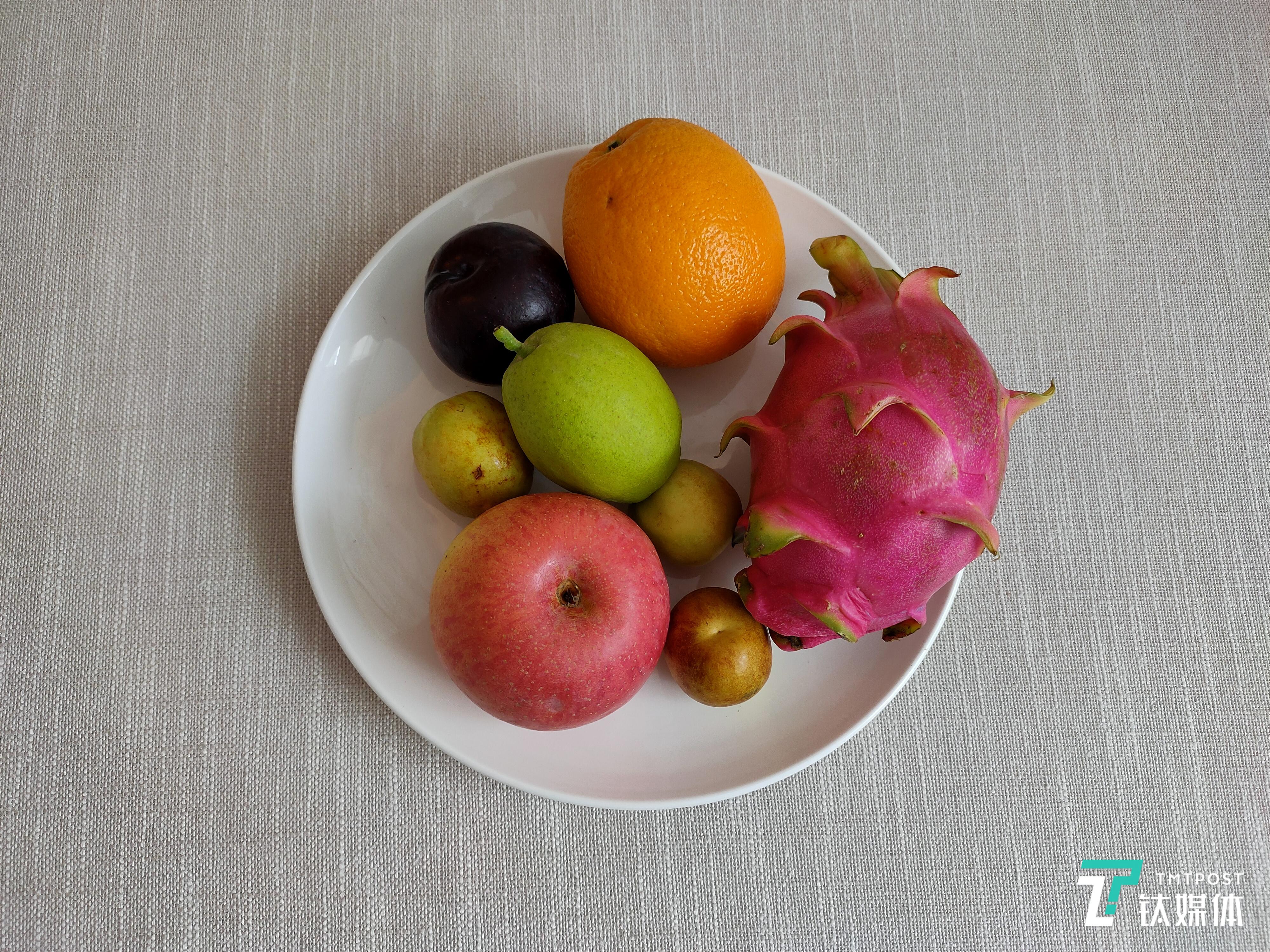 焦距：4.73 毫米 光圈：f/1.7 快门：1/50 秒 ISO：200