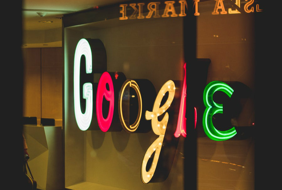 有头有脸的互联网公司都在盖房，谷歌先砸了10亿美金