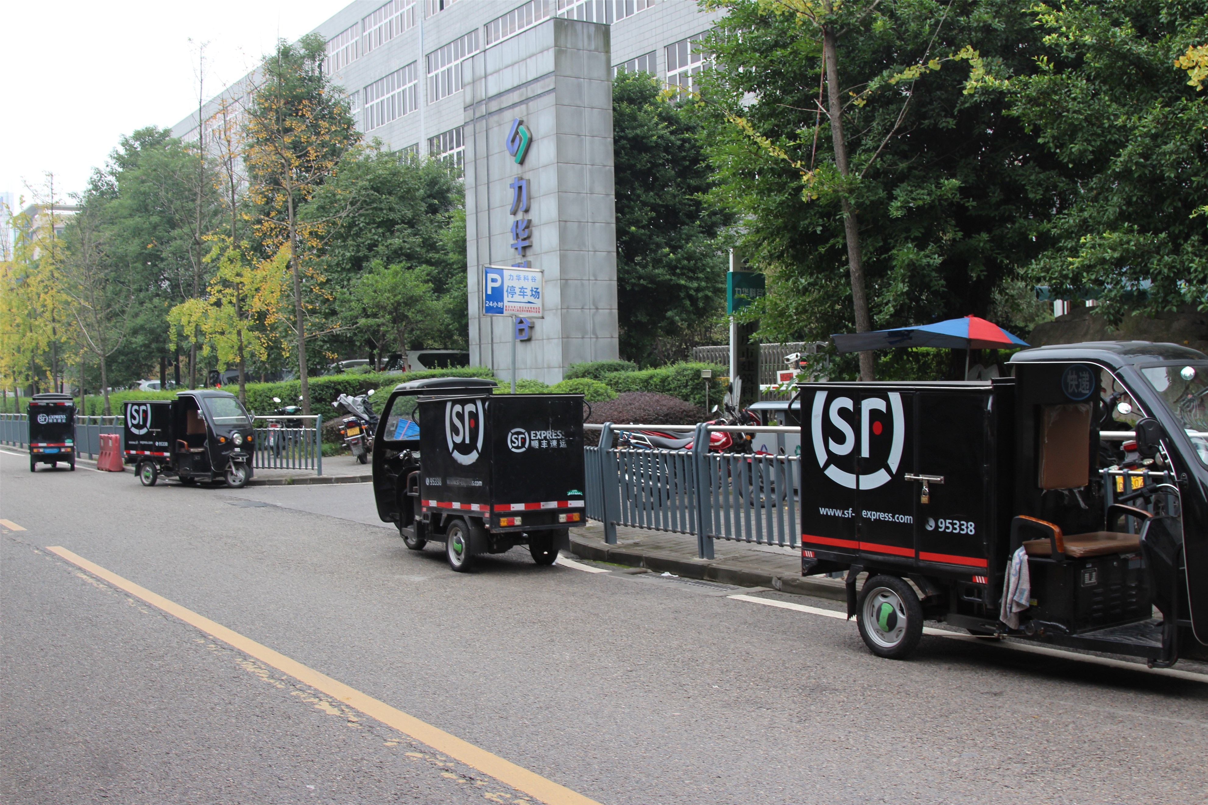 顺丰再战低价市场，与通达系争抢电商件