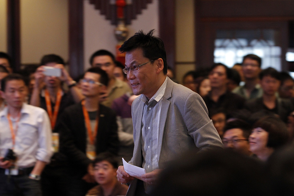 李国庆摔杯一怒为俞渝：她用阴谋诡计把我赶出了当当