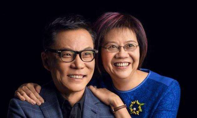 当当家丑外扬：李国庆终于把妻子惹怒了，俞渝爆出其一连串黑料