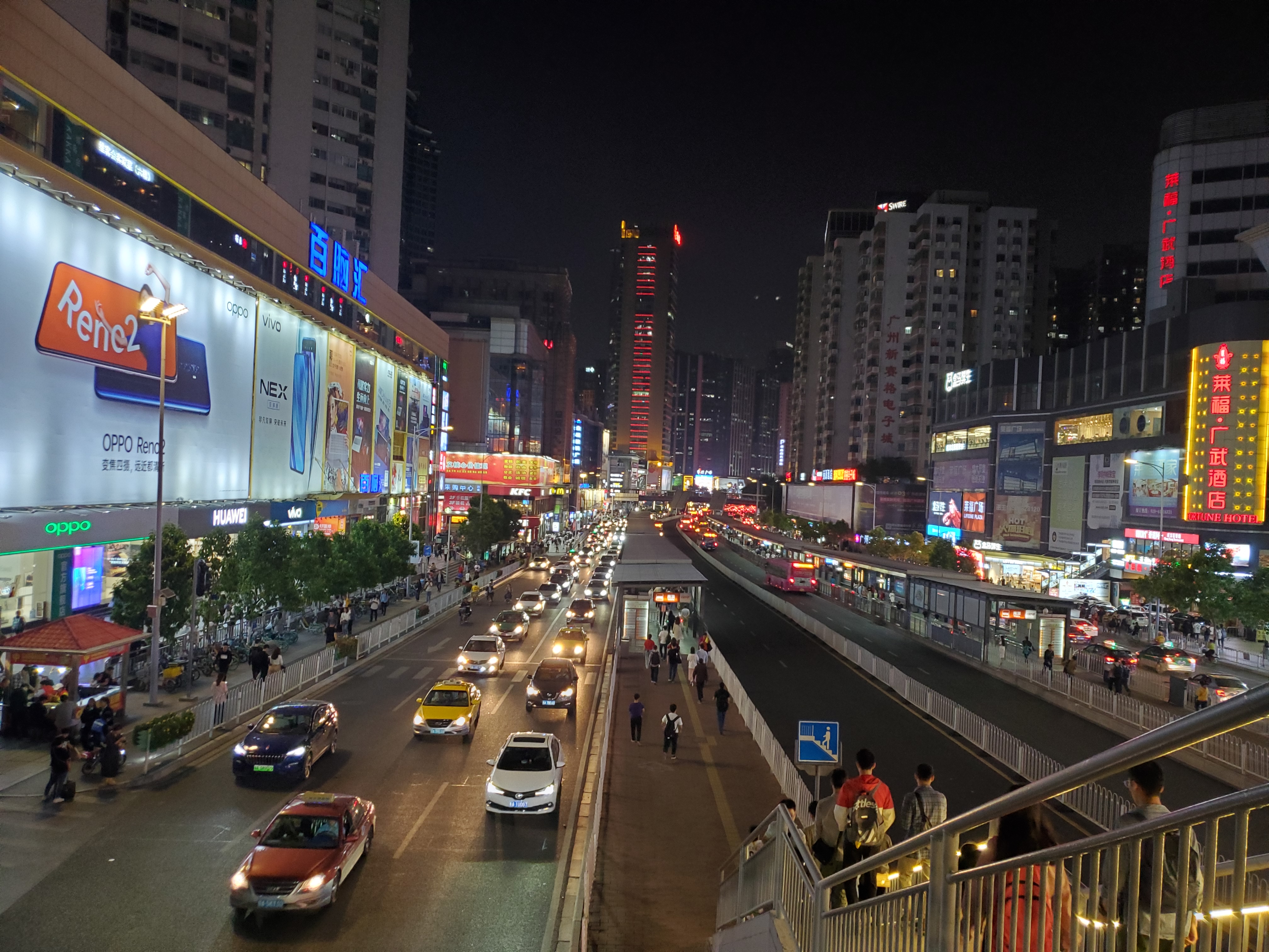 岗顶电脑城探访：曾经的数码圣地在逐渐被遗忘