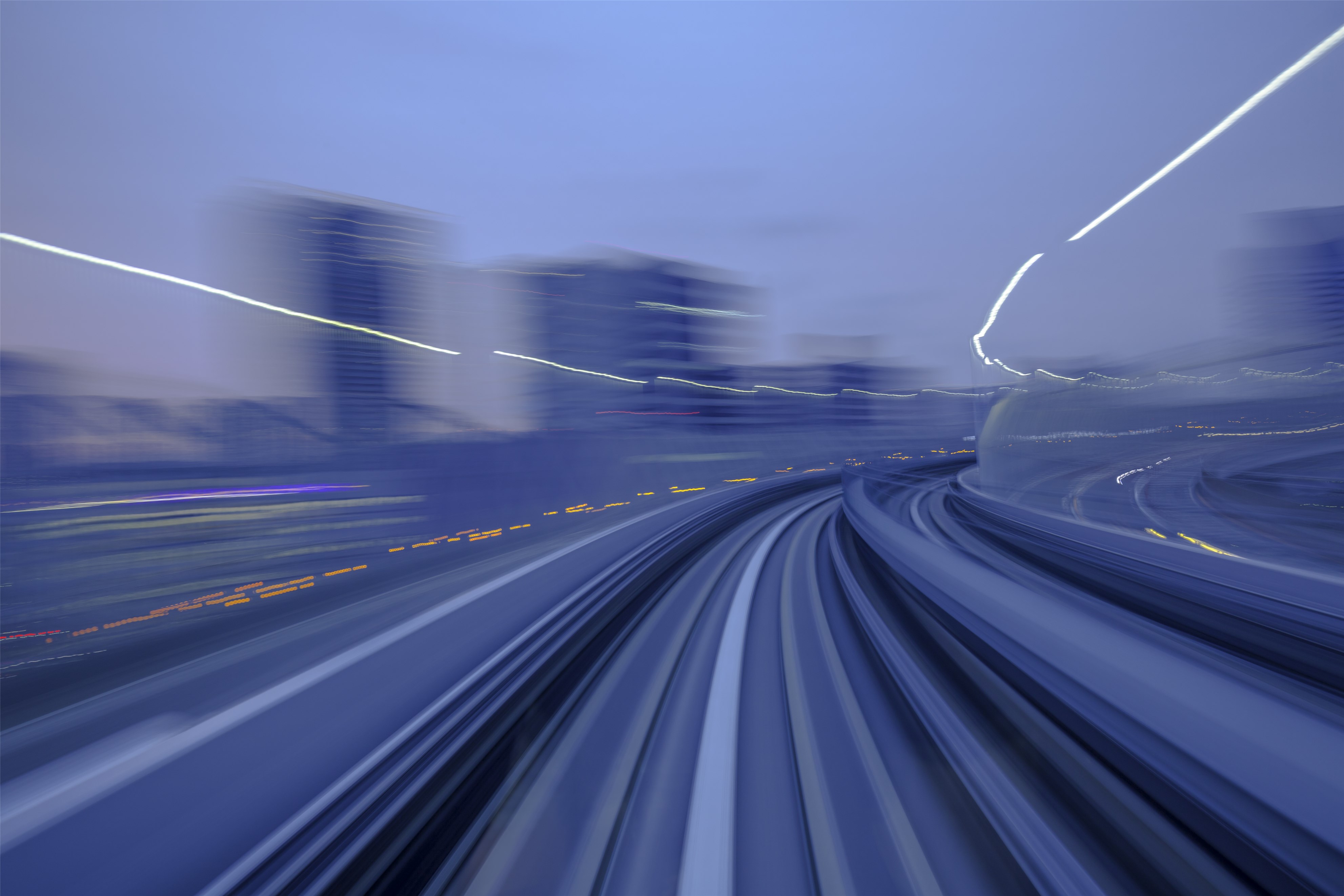 用双轨驶向未来：千兆宽带将如何改变我们的家庭生活？