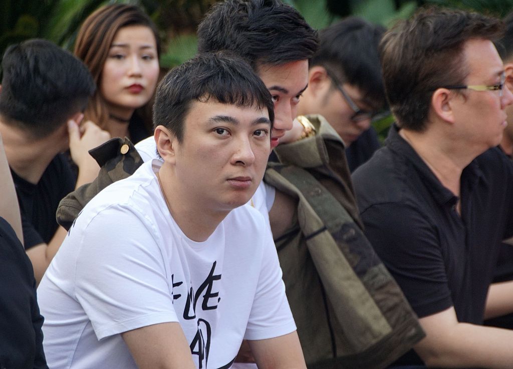 王思聪五纸限制令引发的“老赖谜案”