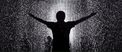 沉浸式产业的本质是一场巫术的工业化