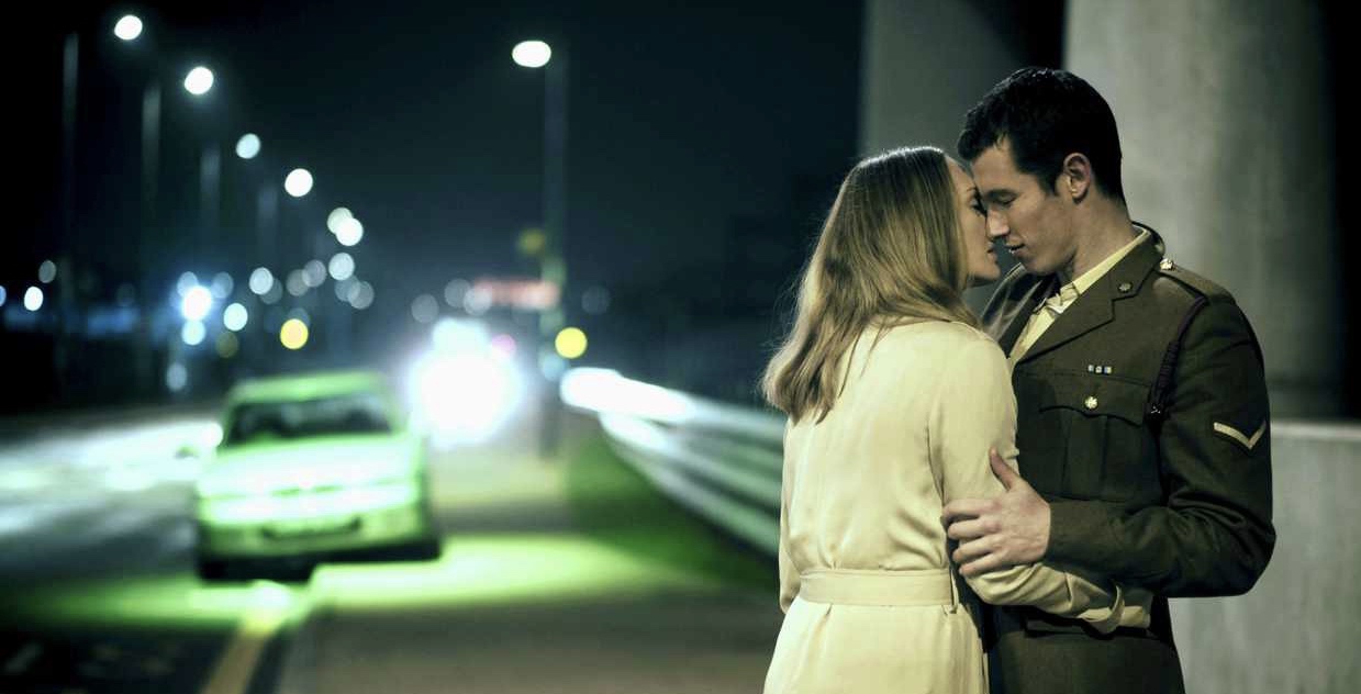 隐私不过是一场幻觉，英剧《囚禁》与我们的日常裸奔