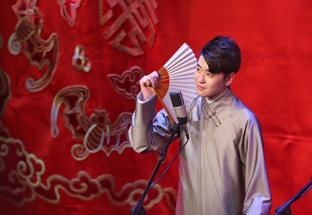 张云雷：站在“雷区”中心