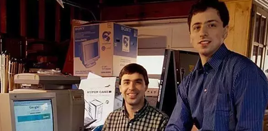 谷歌创始人退位：46岁佩奇布林双双卸任，47岁皮猜掌管一切