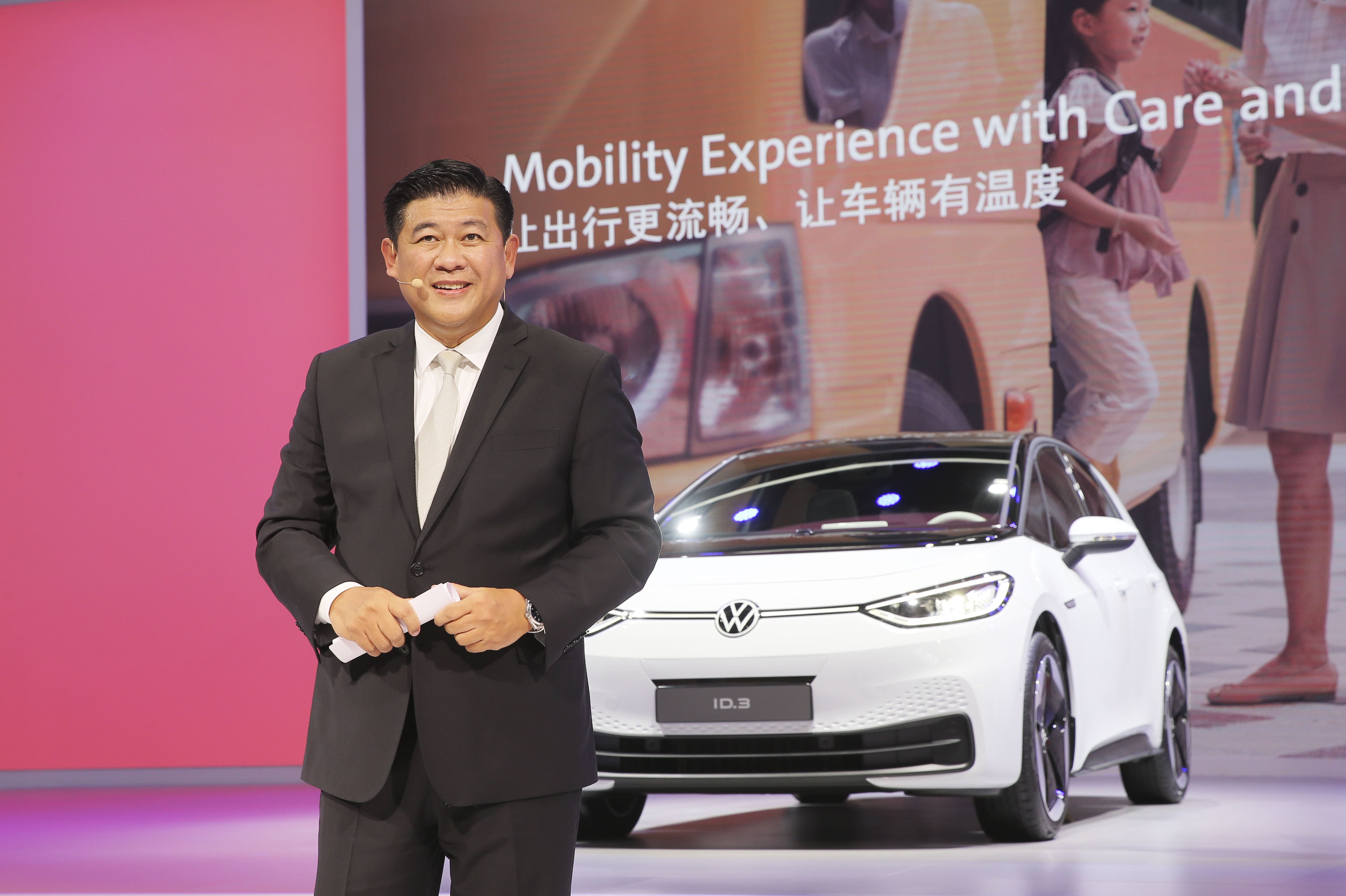 汽车绅士苏伟铭和他的科技新战场