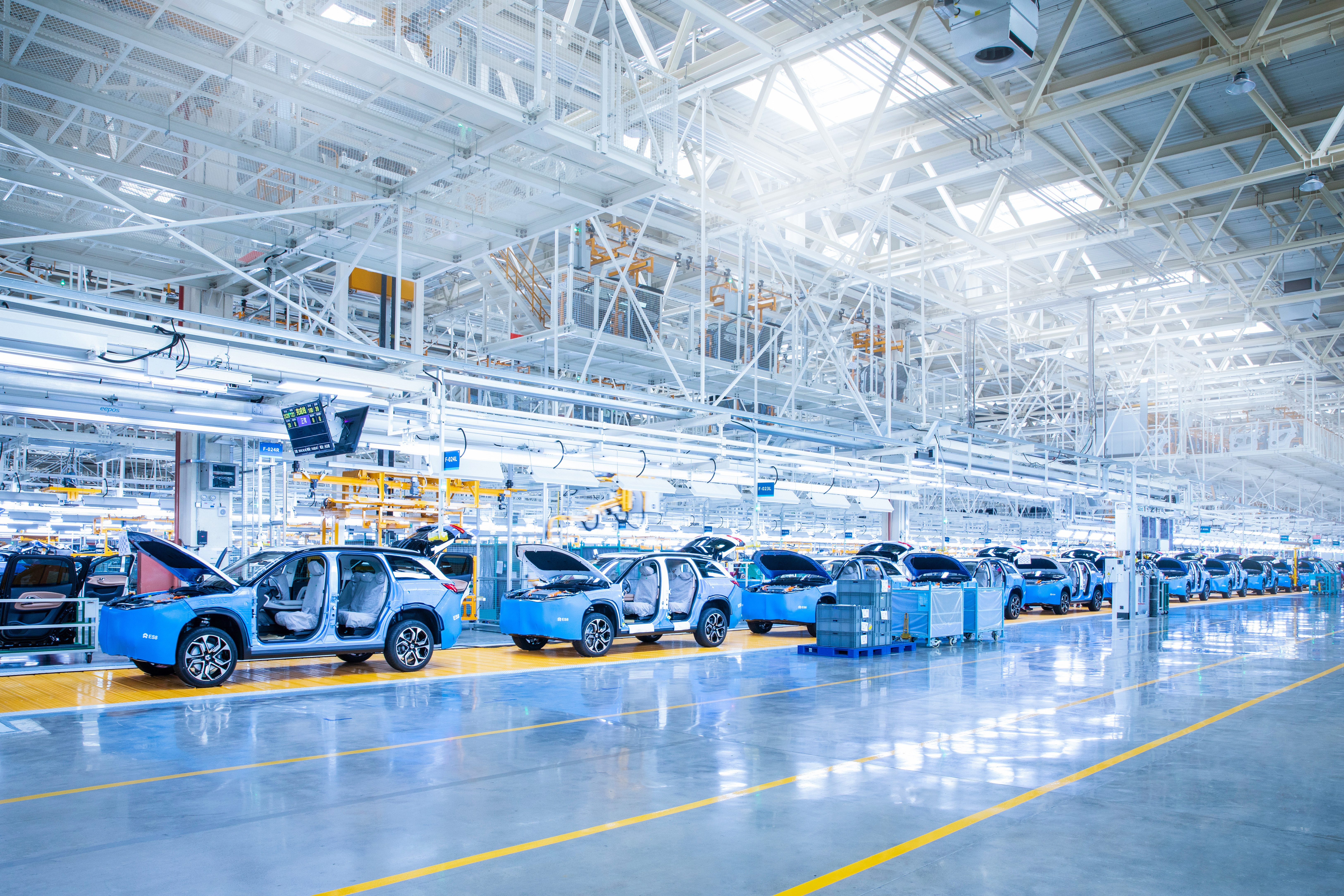 蔚来总装车间