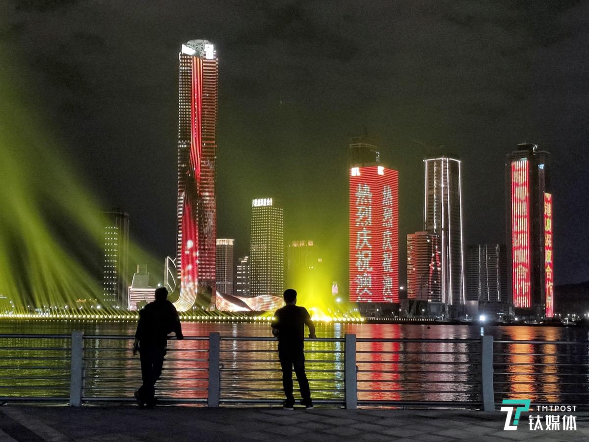 更多样张 焦距：2.12mm 光圈：f/2.2 快门速度：1/s ISO: