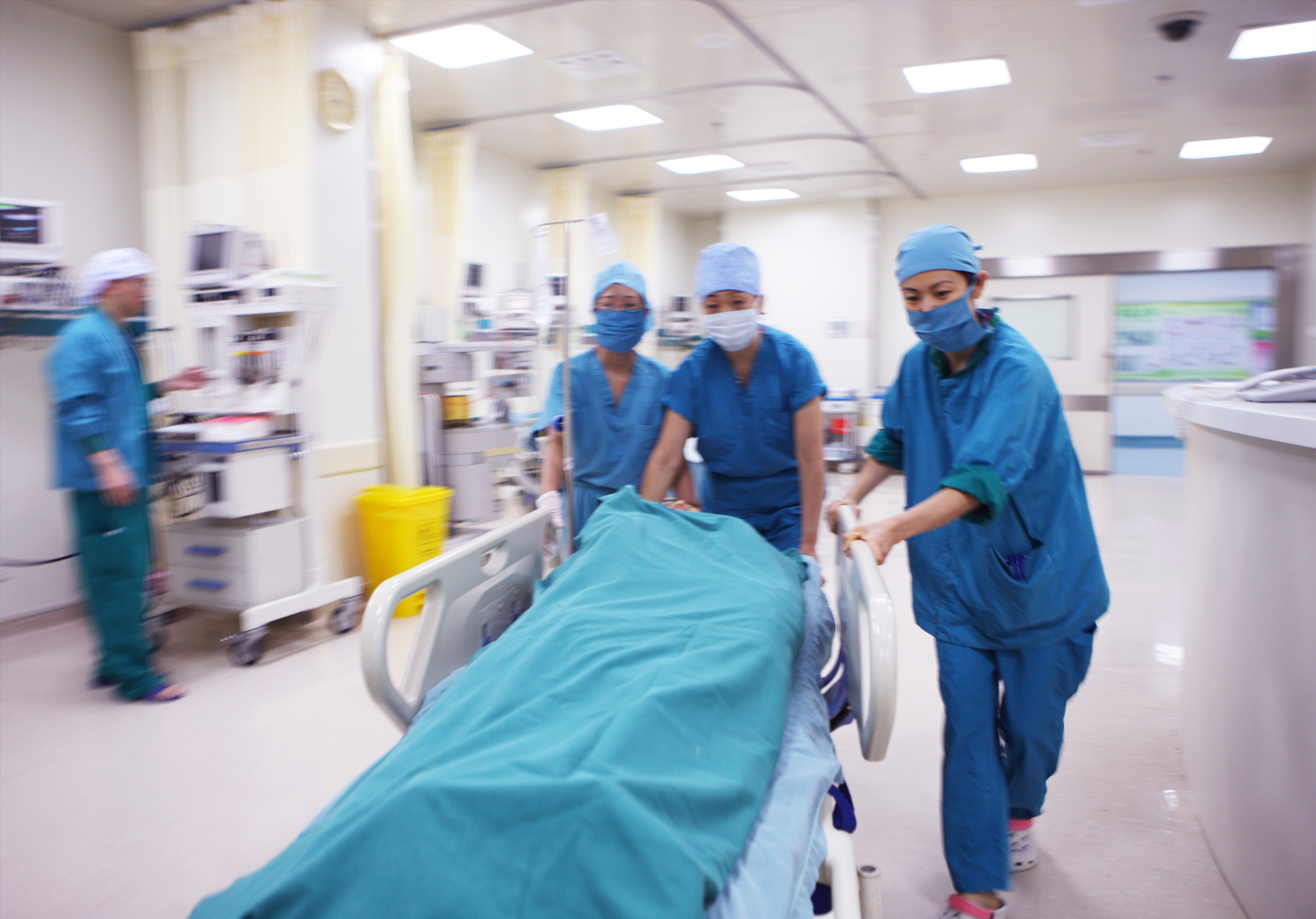 对话武汉一线医护人员：所有隔离病房已饱和，身边已有同事感染