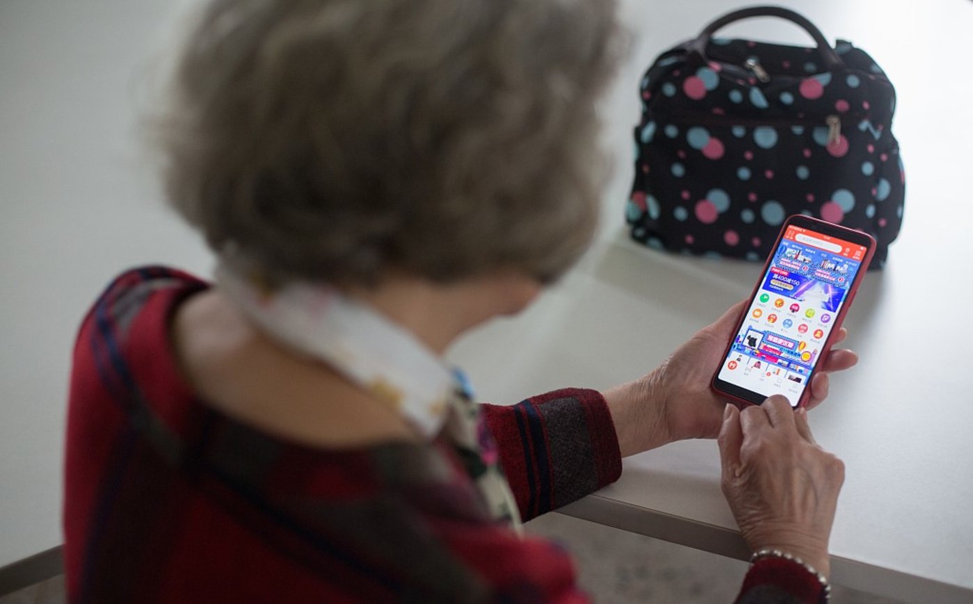 “人情味”支撑起年货这门万亿市场大生意