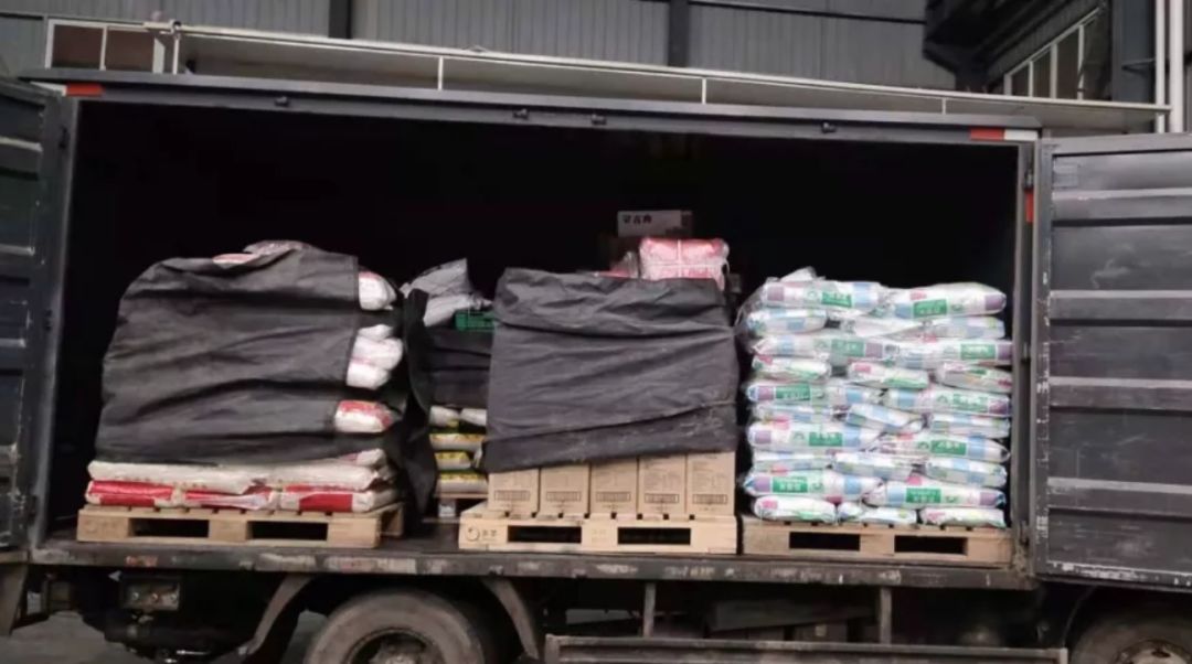 大年初一，他们29小时接力给湖北医院送粮食