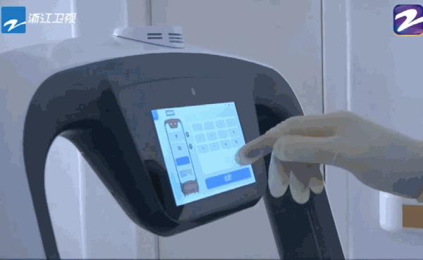 机器人送餐、送药