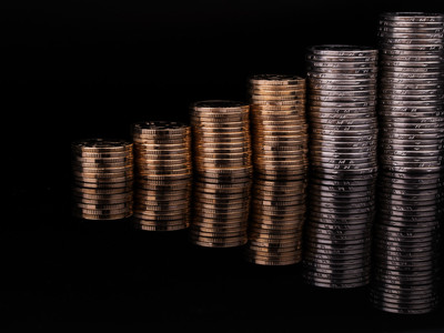 胡润全球富豪榜发布：中国799位企业家上榜超美国，马云位列中国第一｜钛快讯