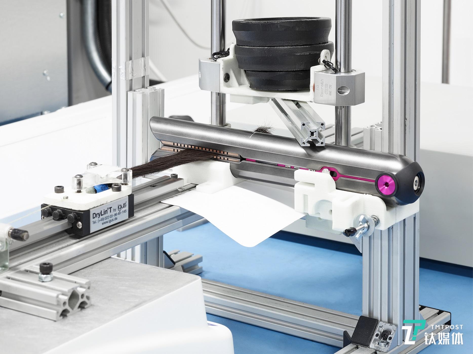 戴森Dyson Corrale美发直发器研发实验室